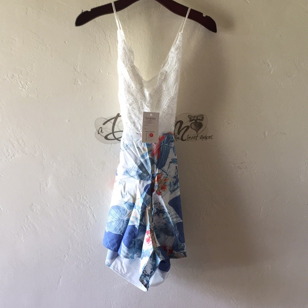 🦋Jumpsuite🦋 - Picture 3 of 3